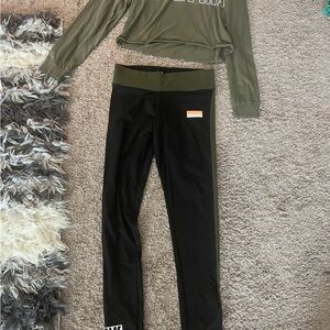 PINK Victoria's Secret Black Full-Length Leggings and crop top